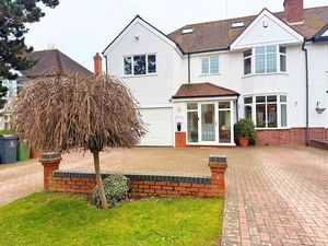 Photo 8- click for photo gallery